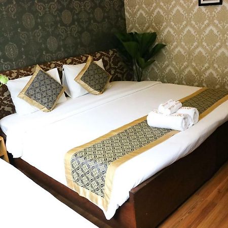 Saigon Odyssey House Hotel Хошимин Екстериор снимка