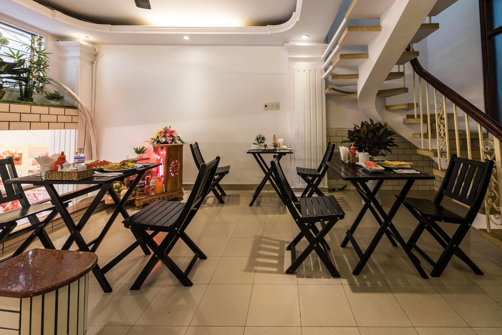 Saigon Odyssey House Hotel Хошимин Екстериор снимка