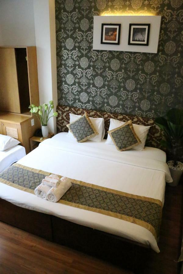 Saigon Odyssey House Hotel Хошимин Екстериор снимка