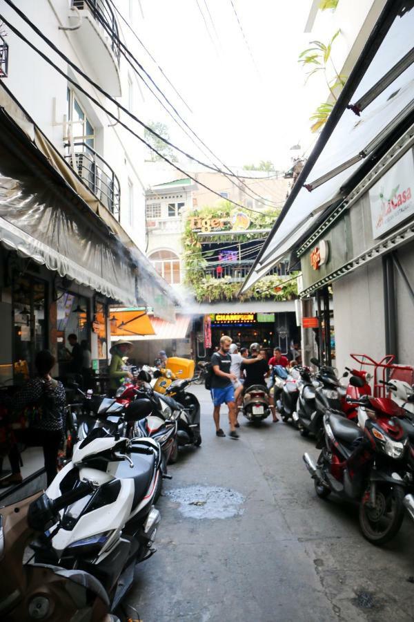 Saigon Odyssey House Hotel Хошимин Екстериор снимка